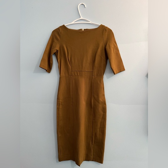Banana Republic Olive Dress - Picture 1 of 3